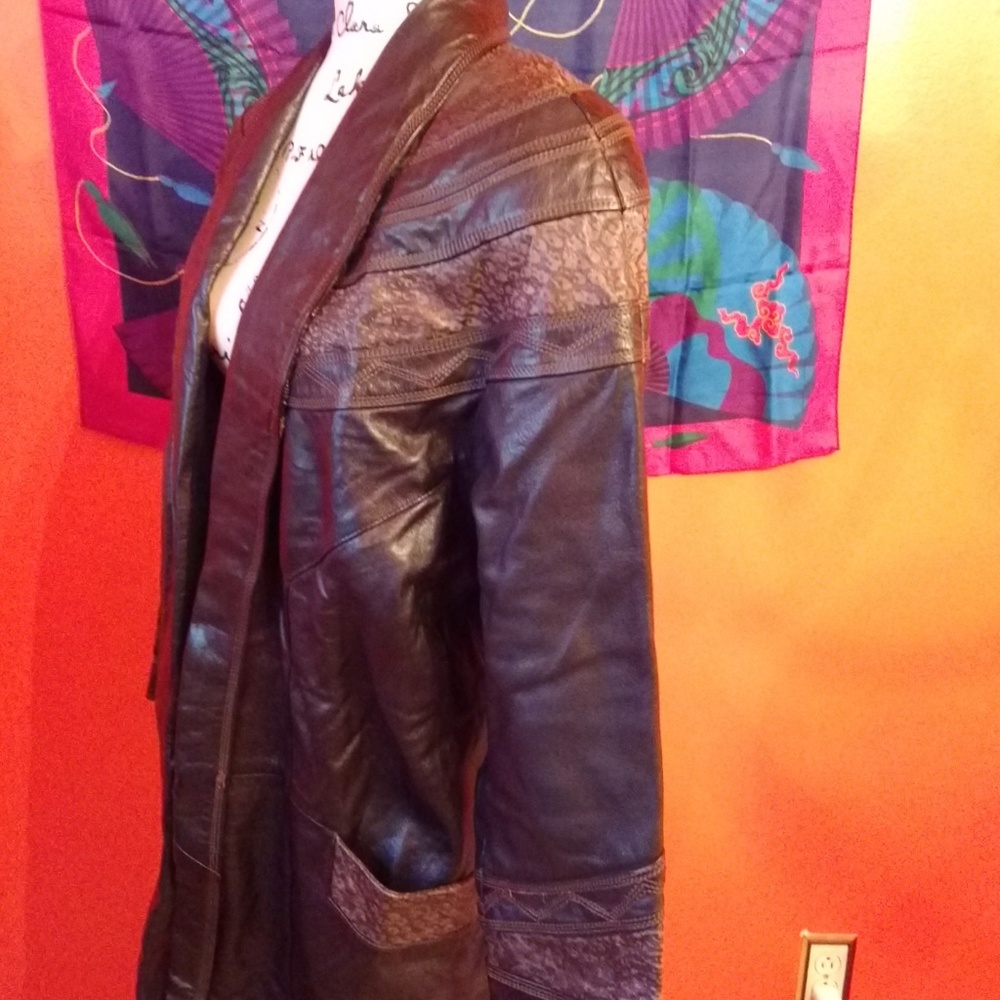 Jacket - Picture 3 of 7